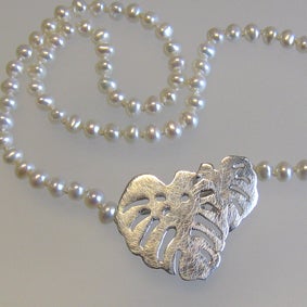 Marjut Viitanen - Peikonlehti (riipus)